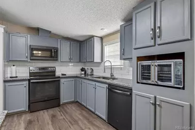 12205 Perry Street, Broomfield, CO 80020 - Photo 8