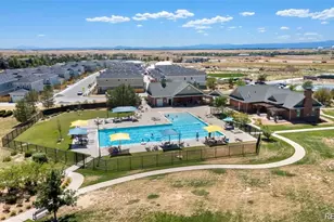 23543 E 5th Dr, Aurora, CO 80018 - Photo 32