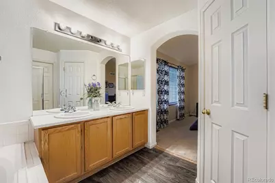 4059 S Quatar Street, Aurora, CO 80018 - Photo 16