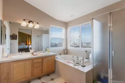 2430 S Fundy Circle, Aurora, CO 80013 - Photo 18