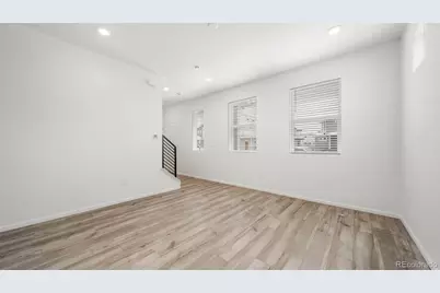 10134 Scranton Court, Commerce City, CO 80022 - Photo 8