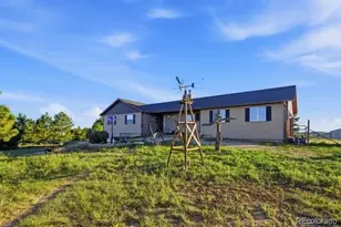 44310 Homestead Rd, Elizabeth, CO 80107 - Photo 2