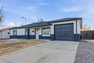 821 Salem St, Aurora, CO 80011 - Photo 2