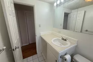 1063 N Clarkson St, Denver, CO 80218 - Photo 26
