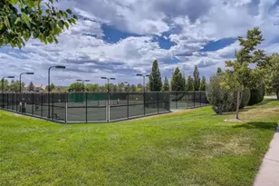 5863 S Danube St, Aurora, CO 80015 - Photo 6