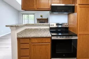 908 S Walden Way, Aurora, CO 80017 - Photo 6
