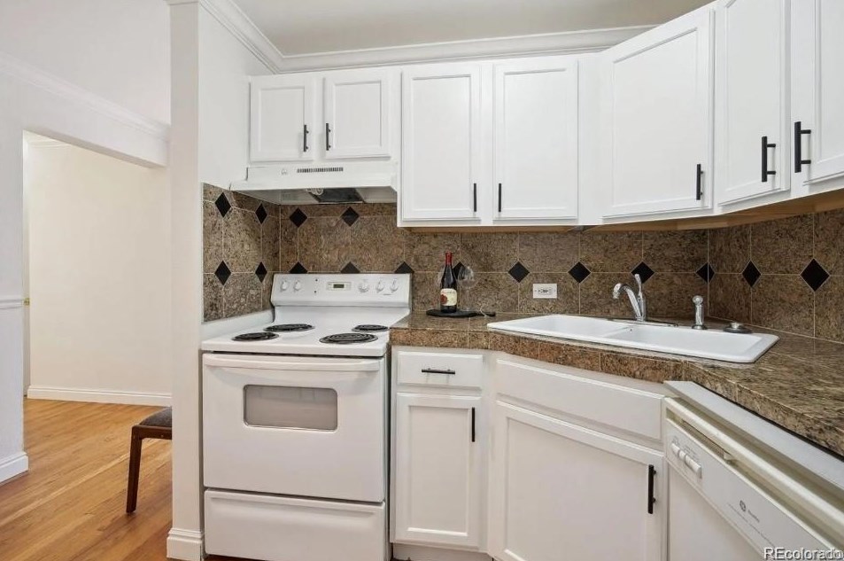 1390 Emerson St #202, Denver, CO 80218