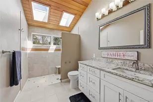 111 Foxtail Cir, Black Hawk, CO 80422 - Photo 26