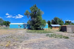 828 3rd St, Penrose, CO 81240 - Photo 2