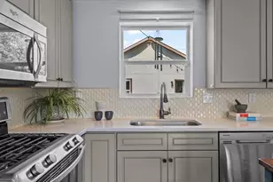 3051 Grape St, Denver, CO 80207 - Photo 12