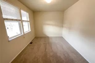 6334 N Ensenada Ct, Aurora, CO 80019 - Photo 8