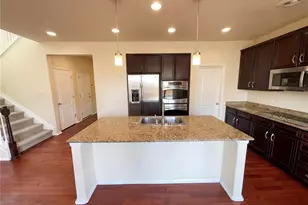 6334 N Ensenada Ct, Aurora, CO 80019 - Photo 2