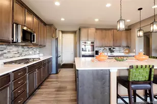 6040 Clover Ridge Cir, Castle Rock, CO 80104 - Photo 10