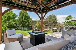 11263 Gallahadion Ln, Parker, CO 80138 - Photo 30
