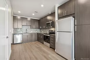 639 29th St, Denver, CO 80205 - Photo 4
