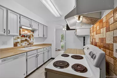 92 Newark Street #A, Aurora, CO 80012 - Photo 16