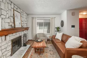3810 S Atchison Way, Aurora, CO 80014 - Photo 2