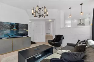 9421 Crestmore Way, Highlands Ranch, CO 80126 - Photo 12