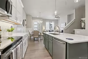 176 High Point Dr, Longmont, CO 80504 - Photo 2