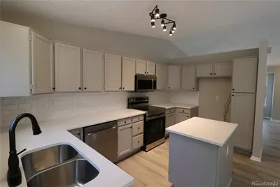 5566 S Ireland Street, Aurora, CO 80015 - Photo 36