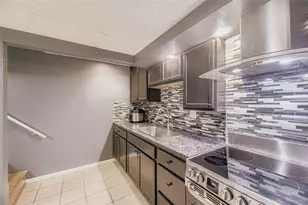 1629 S Ivory Cir, Aurora, CO 80017 - Photo 20