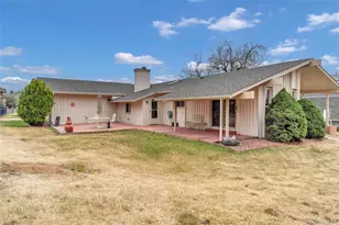 4 Douglas Dr S, Broomfield, CO 80020 - Photo 2