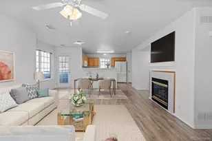 1386 S Danube Ct, Aurora, CO 80017 - Photo 2