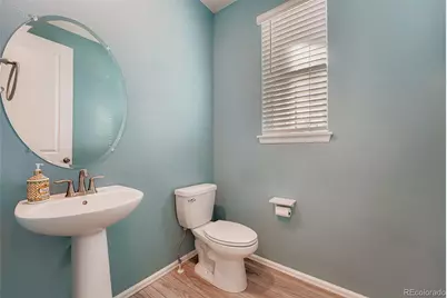 300 N Patsburg Street, Aurora, CO 80018 - Photo 12