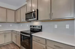 22624 E 6th Pl, Aurora, CO 80018 - Photo 12