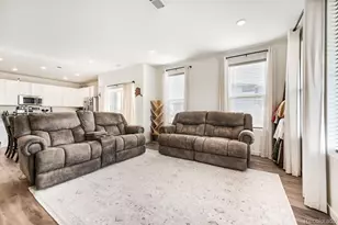 665 Cottonwood Ave, Bennett, CO 80102 - Photo 4