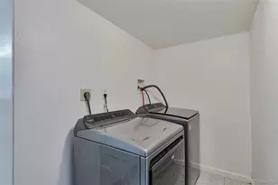 3136 S Cathay Cir, Aurora, CO 80013 - Photo 22