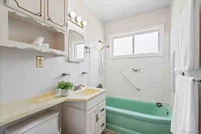 1245 S Grape Street, Denver, CO 80246 - Photo 22