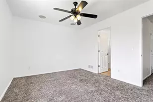 21004 E 41st Pl, Denver, CO 80249 - Photo 14
