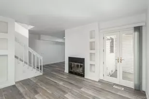 961 S Pitkin Ct, Aurora, CO 80017 - Photo 4