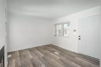 961 S Pitkin Court, Aurora, CO 80017 - Photo 10