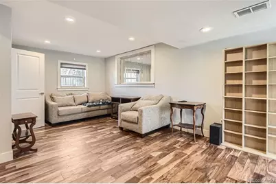 18938 E Utah Circle, Aurora, CO 80017 - Photo 16