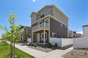 5121 N Yampa St, Denver, CO 80249 - Photo 30