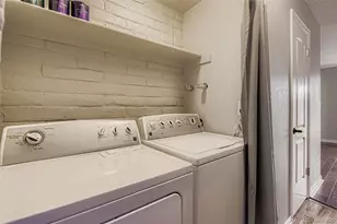 1060 S Parker Road, Denver, CO 80231 - Photo 26