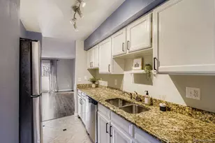 1060 S Parker Road, Denver, CO 80231 - Photo 4