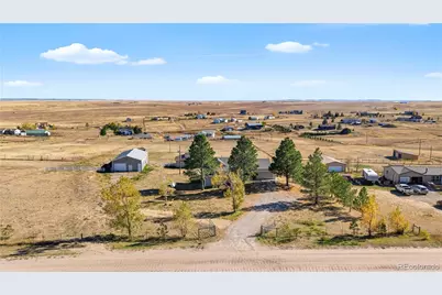 8692 Lariat Loop, Elizabeth, CO 80107 - Photo 2