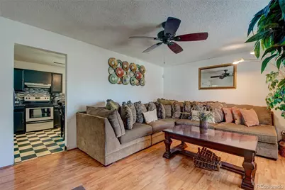 5553 Crystal Way, Denver, CO 80239 - Photo 6