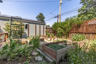 1490 S Lincoln St, Denver, CO 80210 - Photo 14