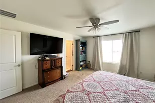 47384 Lilac Ave, Bennett, CO 80102 - Photo 8
