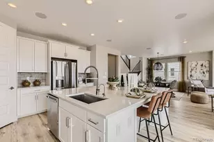 3231 N Elk Wy, Aurora, CO 80019 - Photo 2