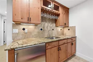 803 S Clarkson St, Denver, CO 80209 - Photo 18