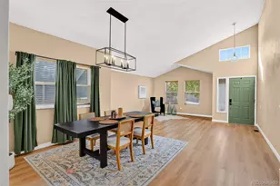 7048 S Flower Ct, Littleton, CO 80128 - Photo 4