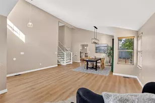 7048 S Flower Ct, Littleton, CO 80128 - Photo 6