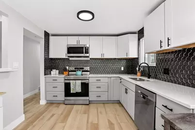 3222 Blackhawk Circle, Aurora, CO 80011 - Photo 12