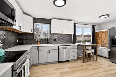 3222 Blackhawk Circle, Aurora, CO 80011 - Photo 10