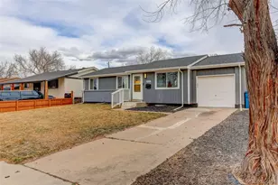 3222 Blackhawk Cir, Aurora, CO 80011 - Photo 2